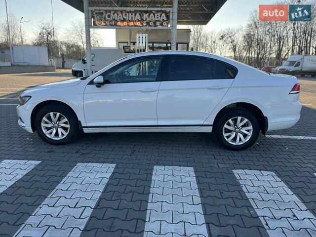 Белый Фольксваген Пассат, объемом двигателя 2 л и пробегом 192 тыс. км за 14200 $, фото 8 на Automoto.ua