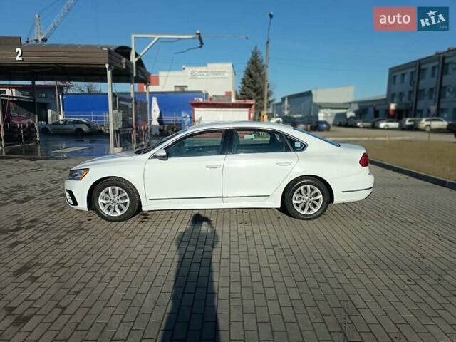 Білий Фольксваген Пассат, об'ємом двигуна 1.8 л та пробігом 234 тис. км за 10200 $, фото 4 на Automoto.ua