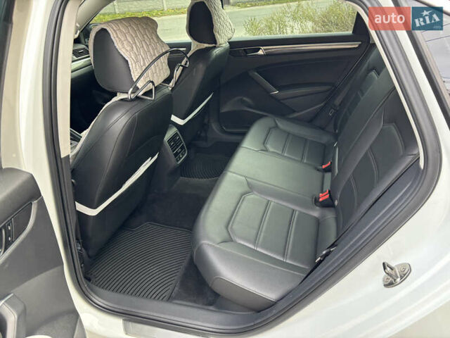 Белый Фольксваген Пассат, объемом двигателя 1.8 л и пробегом 174 тыс. км за 17300 $, фото 8 на Automoto.ua