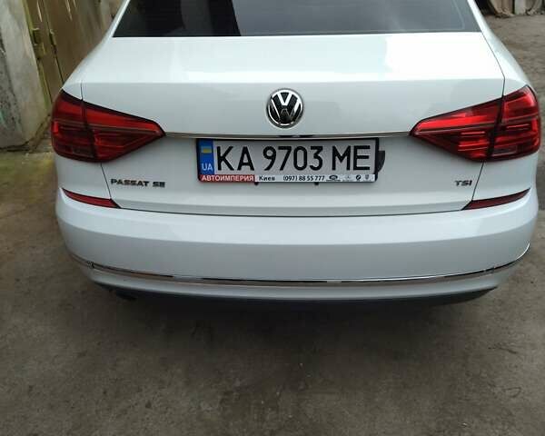Білий Фольксваген Пассат, об'ємом двигуна 1.8 л та пробігом 165 тис. км за 13800 $, фото 8 на Automoto.ua