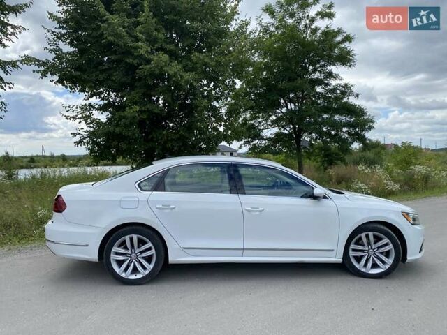 Білий Фольксваген Пассат, об'ємом двигуна 1.8 л та пробігом 118 тис. км за 15700 $, фото 1 на Automoto.ua