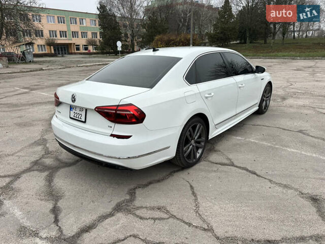 Белый Фольксваген Пассат, объемом двигателя 1.8 л и пробегом 193 тыс. км за 11500 $, фото 12 на Automoto.ua