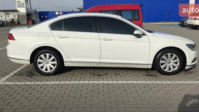 Білий Фольксваген Пассат, об'ємом двигуна 1.97 л та пробігом 270 тис. км за 19900 $, фото 5 на Automoto.ua