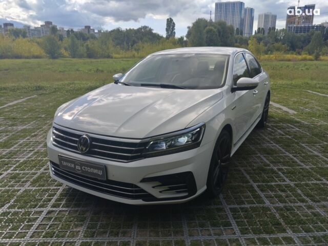 Белый Фольксваген Пассат, объемом двигателя 1.8 л и пробегом 80 тыс. км за 12000 $, фото 2 на Automoto.ua
