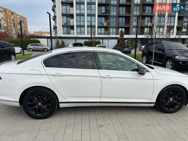 Белый Фольксваген Пассат, объемом двигателя 1.97 л и пробегом 195 тыс. км за 15500 $, фото 1 на Automoto.ua