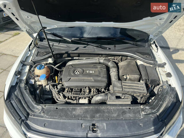 Белый Фольксваген Пассат, объемом двигателя 1.8 л и пробегом 199 тыс. км за 10700 $, фото 20 на Automoto.ua