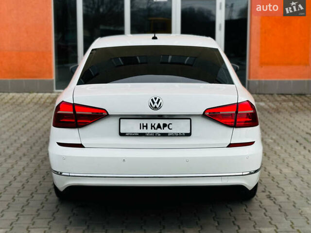 Белый Фольксваген Пассат, объемом двигателя 1.8 л и пробегом 205 тыс. км за 9100 $, фото 3 на Automoto.ua