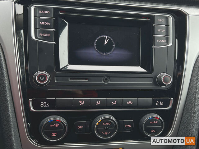 Белый Фольксваген Пассат, объемом двигателя 1.8 л и пробегом 118 тыс. км за 13700 $, фото 17 на Automoto.ua