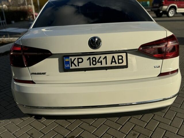 Белый Фольксваген Пассат, объемом двигателя 1.8 л и пробегом 107 тыс. км за 12300 $, фото 6 на Automoto.ua