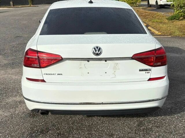 Белый Фольксваген Пассат, объемом двигателя 1.8 л и пробегом 71 тыс. км за 2600 $, фото 5 на Automoto.ua