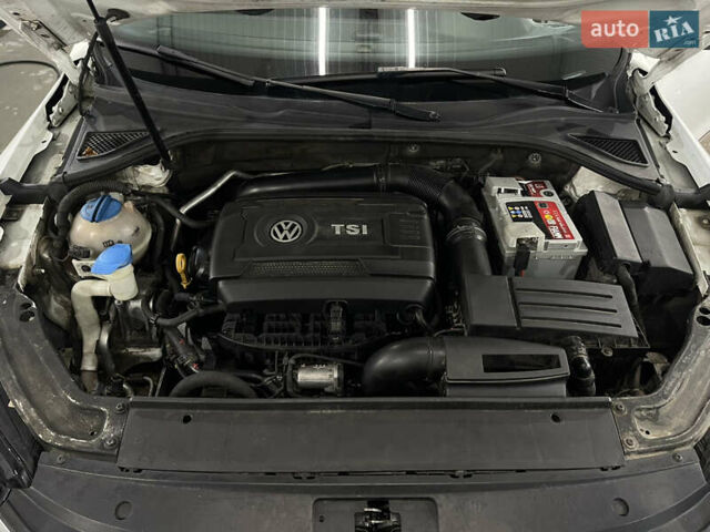 Белый Фольксваген Пассат, объемом двигателя 1.8 л и пробегом 238 тыс. км за 12500 $, фото 8 на Automoto.ua