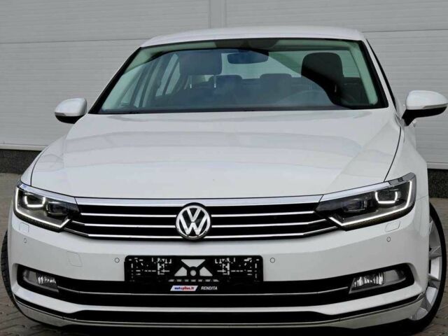 Белый Фольксваген Пассат, объемом двигателя 1.8 л и пробегом 200 тыс. км за 9800 $, фото 1 на Automoto.ua