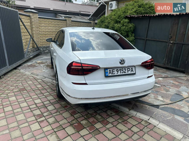 Білий Фольксваген Пассат, об'ємом двигуна 1.8 л та пробігом 36 тис. км за 15500 $, фото 4 на Automoto.ua