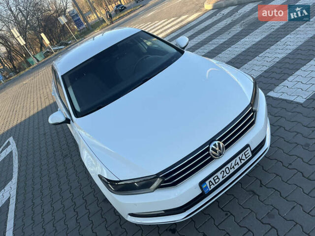 Белый Фольксваген Пассат, объемом двигателя 2 л и пробегом 192 тыс. км за 14200 $, фото 9 на Automoto.ua