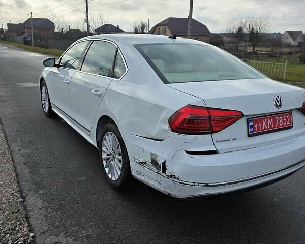 Белый Фольксваген Пассат, объемом двигателя 1.8 л и пробегом 146 тыс. км за 11300 $, фото 9 на Automoto.ua