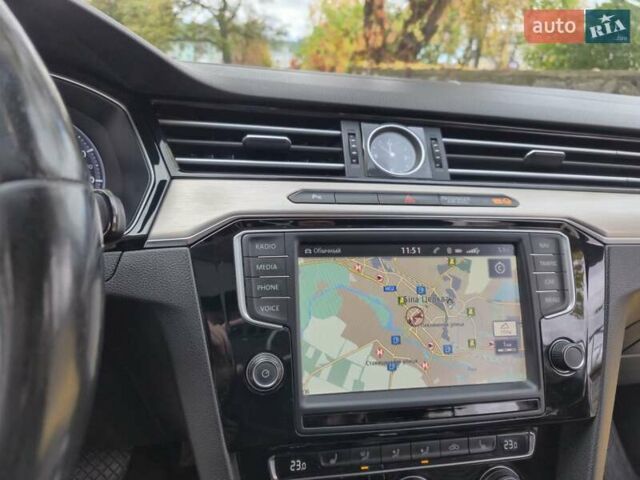 Белый Фольксваген Пассат, объемом двигателя 1.8 л и пробегом 255 тыс. км за 18200 $, фото 29 на Automoto.ua