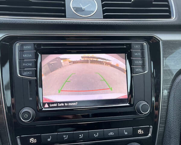 Белый Фольксваген Пассат, объемом двигателя 0 л и пробегом 38 тыс. км за 15600 $, фото 13 на Automoto.ua