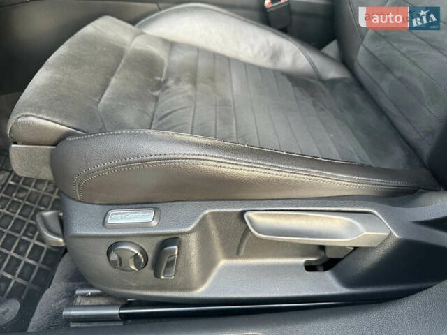 Фольксваген Пассат 2016 в Одессе на Automoto.ua Белый Фольксваген Пассат, объемом двигателя 1.4 л и пробегом 235 тыс. км за 17500 $, фото 15 на Automoto.ua