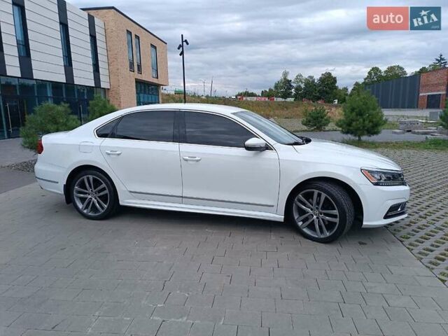 Белый Фольксваген Пассат, объемом двигателя 1.8 л и пробегом 161 тыс. км за 13499 $, фото 9 на Automoto.ua