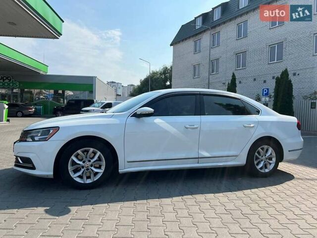 Білий Фольксваген Пассат, об'ємом двигуна 1.8 л та пробігом 132 тис. км за 12500 $, фото 2 на Automoto.ua