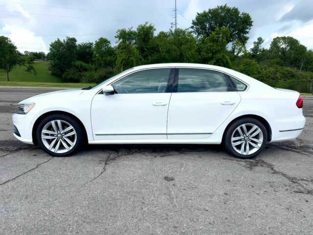 Белый Фольксваген Пассат, объемом двигателя 1.8 л и пробегом 76 тыс. км за 7500 $, фото 3 на Automoto.ua