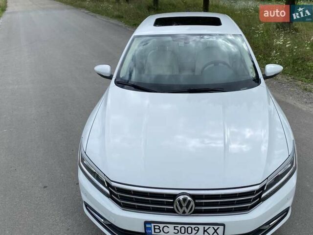 Білий Фольксваген Пассат, об'ємом двигуна 1.8 л та пробігом 118 тис. км за 15700 $, фото 6 на Automoto.ua