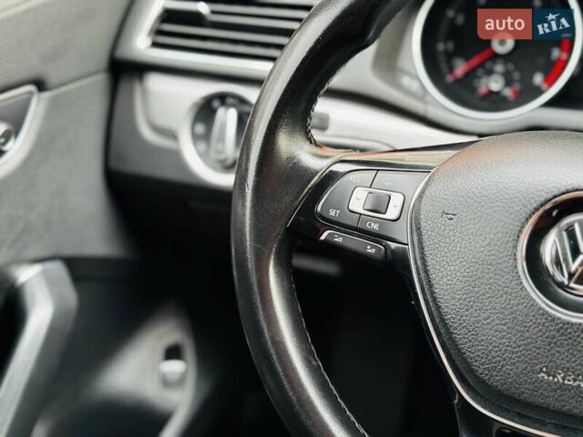 Белый Фольксваген Пассат, объемом двигателя 1.8 л и пробегом 205 тыс. км за 9100 $, фото 24 на Automoto.ua