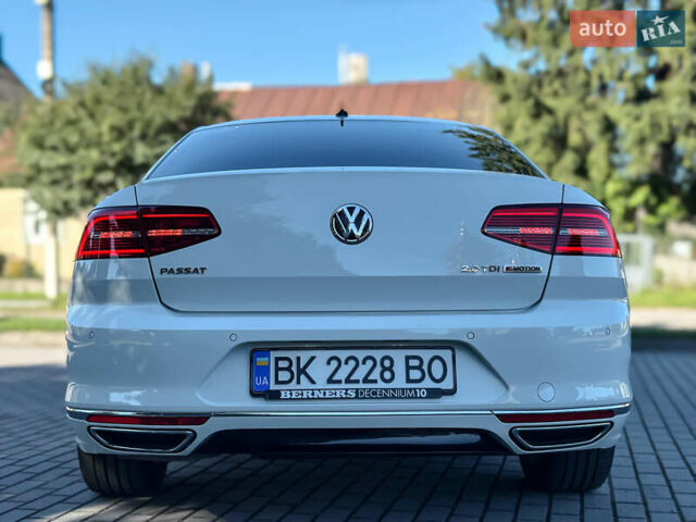 Білий Фольксваген Пассат, об'ємом двигуна 1.97 л та пробігом 211 тис. км за 19500 $, фото 31 на Automoto.ua