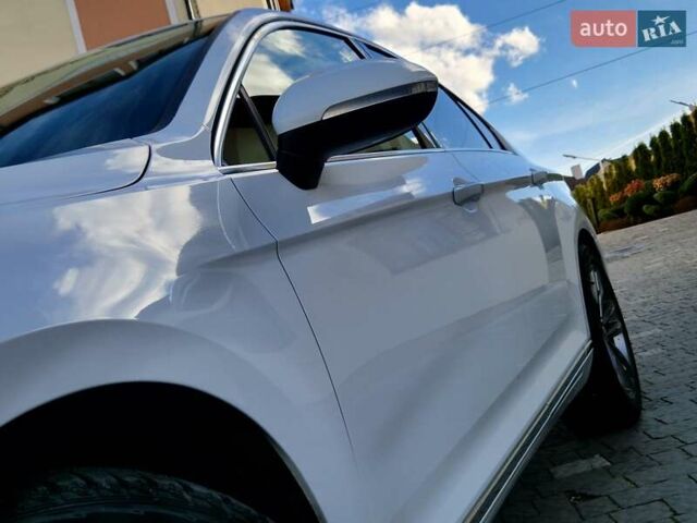 Белый Фольксваген Пассат, объемом двигателя 1.97 л и пробегом 307 тыс. км за 16999 $, фото 13 на Automoto.ua