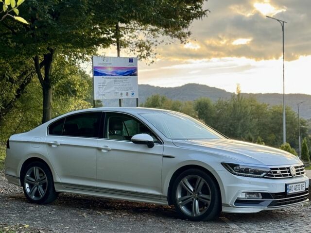 Белый Фольксваген Пассат, объемом двигателя 2 л и пробегом 241 тыс. км за 16800 $, фото 2 на Automoto.ua