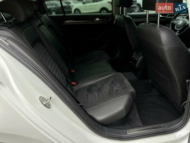 Білий Фольксваген Пассат, об'ємом двигуна 1.4 л та пробігом 248 тис. км за 14500 $, фото 25 на Automoto.ua