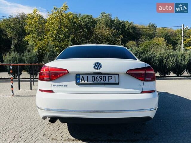 Белый Фольксваген Пассат, объемом двигателя 1.8 л и пробегом 113 тыс. км за 12000 $, фото 3 на Automoto.ua