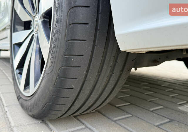 Белый Фольксваген Пассат, объемом двигателя 2 л и пробегом 138 тыс. км за 23900 $, фото 27 на Automoto.ua