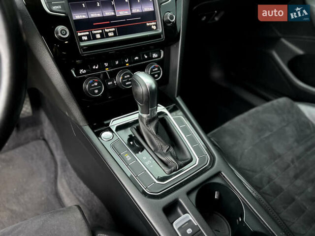 Білий Фольксваген Пассат, об'ємом двигуна 1.4 л та пробігом 248 тис. км за 14500 $, фото 30 на Automoto.ua