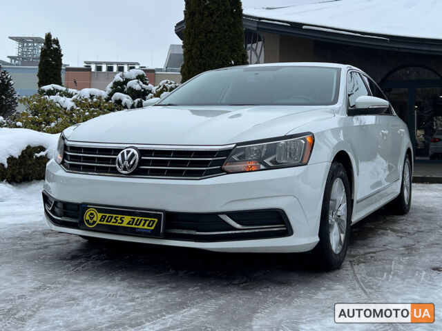 Белый Фольксваген Пассат, объемом двигателя 1.8 л и пробегом 118 тыс. км за 13700 $, фото 2 на Automoto.ua