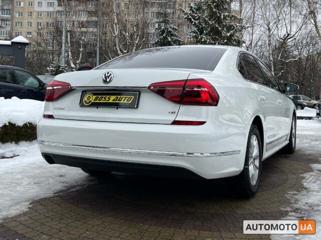 Белый Фольксваген Пассат, объемом двигателя 1.8 л и пробегом 118 тыс. км за 13700 $, фото 6 на Automoto.ua