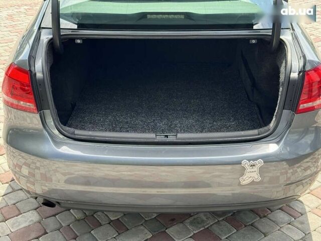 Белый Фольксваген Пассат, объемом двигателя 2 л и пробегом 125 тыс. км за 9500 $, фото 26 на Automoto.ua