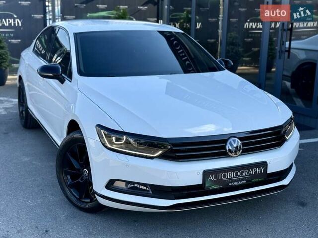 Білий Фольксваген Пассат, об'ємом двигуна 1.97 л та пробігом 174 тис. км за 21500 $, фото 13 на Automoto.ua