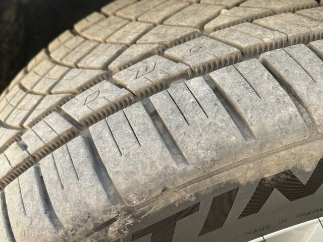 Белый Фольксваген Пассат, объемом двигателя 1.8 л и пробегом 86 тыс. км за 15600 $, фото 12 на Automoto.ua