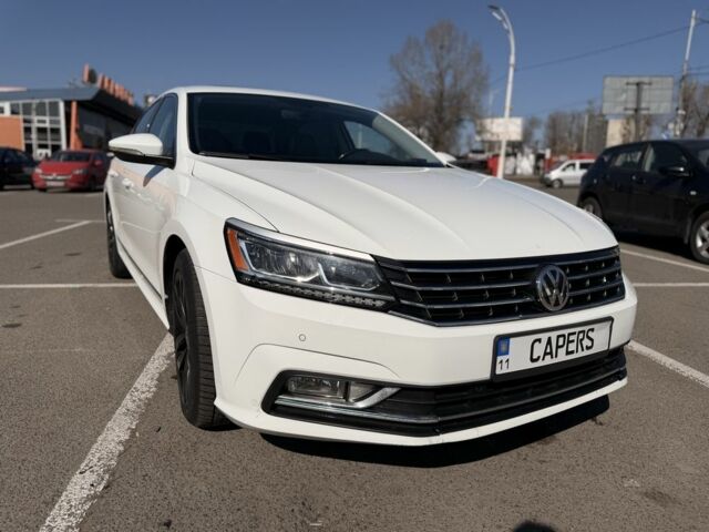 Білий Фольксваген Пассат, об'ємом двигуна 1.8 л та пробігом 207 тис. км за 10900 $, фото 1 на Automoto.ua