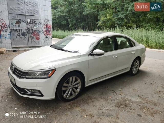 Белый Фольксваген Пассат, объемом двигателя 1.8 л и пробегом 340 тыс. км за 12700 $, фото 2 на Automoto.ua