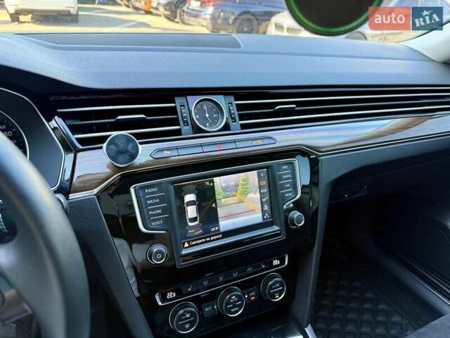 Білий Фольксваген Пассат, об'ємом двигуна 1.97 л та пробігом 174 тис. км за 21500 $, фото 36 на Automoto.ua