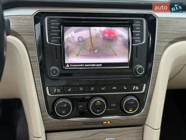 Белый Фольксваген Пассат, объемом двигателя 1.8 л и пробегом 233 тыс. км за 11900 $, фото 30 на Automoto.ua