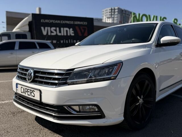 Білий Фольксваген Пассат, об'ємом двигуна 1.8 л та пробігом 207 тис. км за 10900 $, фото 4 на Automoto.ua