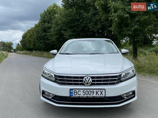 Білий Фольксваген Пассат, об'ємом двигуна 1.8 л та пробігом 118 тис. км за 15700 $, фото 4 на Automoto.ua