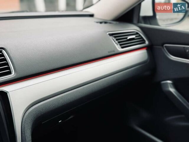 Белый Фольксваген Пассат, объемом двигателя 1.8 л и пробегом 205 тыс. км за 9100 $, фото 30 на Automoto.ua