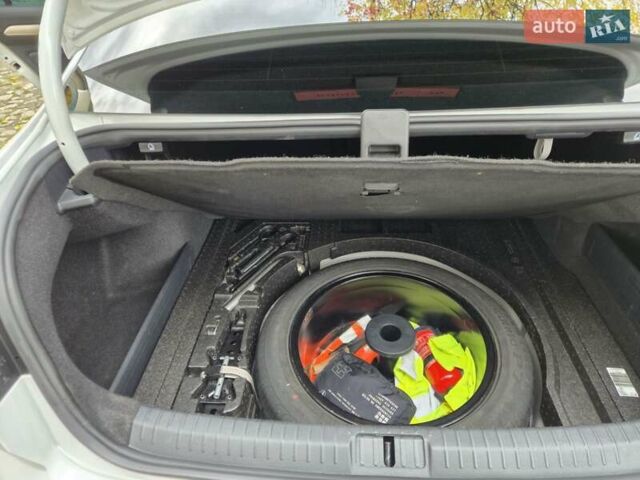 Белый Фольксваген Пассат, объемом двигателя 1.8 л и пробегом 255 тыс. км за 18200 $, фото 21 на Automoto.ua