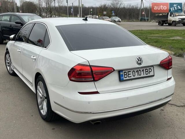 Белый Фольксваген Пассат, объемом двигателя 1.8 л и пробегом 218 тыс. км за 13500 $, фото 6 на Automoto.ua
