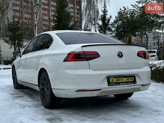 Белый Фольксваген Пассат, объемом двигателя 1.97 л и пробегом 196 тыс. км за 16990 $, фото 4 на Automoto.ua