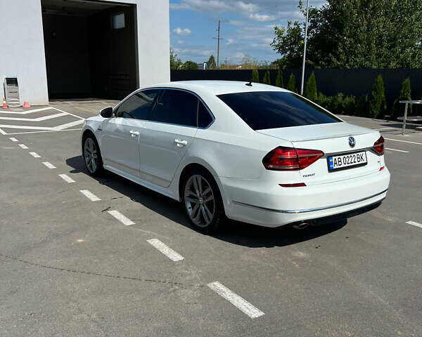 Белый Фольксваген Пассат, объемом двигателя 1.8 л и пробегом 170 тыс. км за 14700 $, фото 4 на Automoto.ua